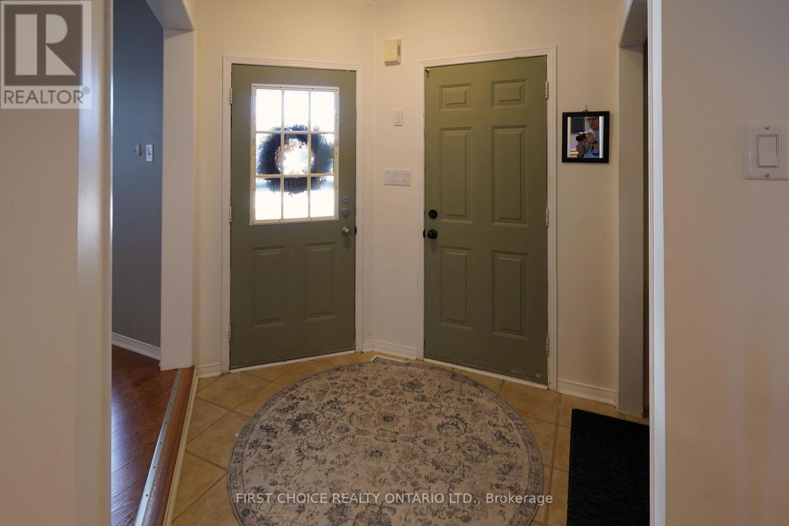 42 Gunning Crescent, New Tecumseth, Ontario  L0G 1W0 - Photo 3 - N12938340