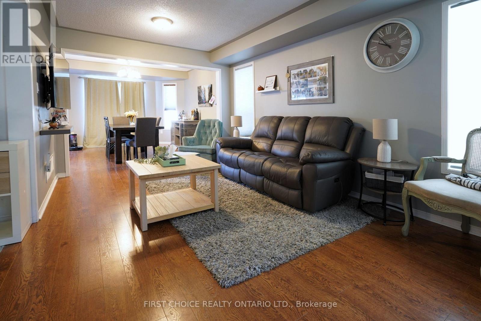 42 Gunning Crescent, New Tecumseth, Ontario  L0G 1W0 - Photo 4 - N12938340