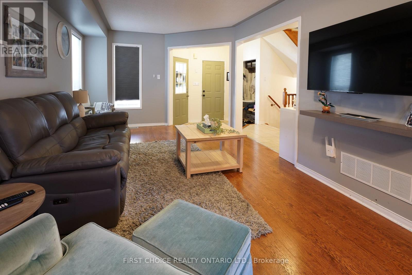 42 Gunning Crescent, New Tecumseth, Ontario  L0G 1W0 - Photo 6 - N12938340