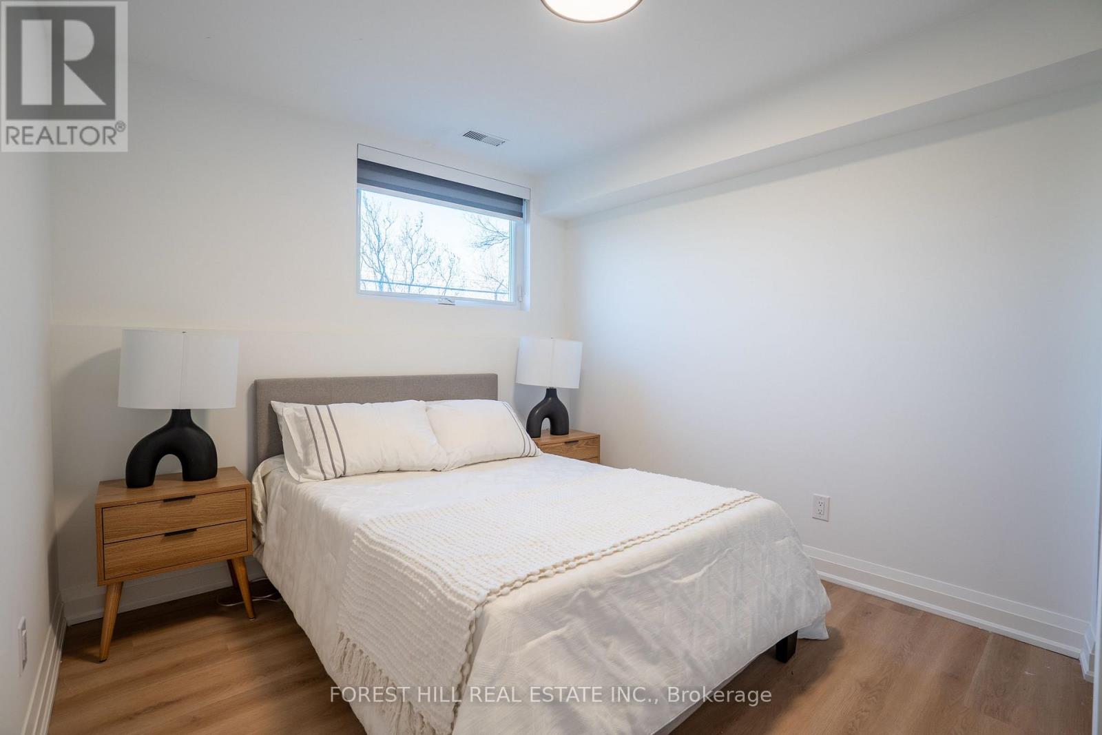 D - 279 Reiner Road, Toronto, Ontario  M3H 2M5 - Photo 5 - W12931136