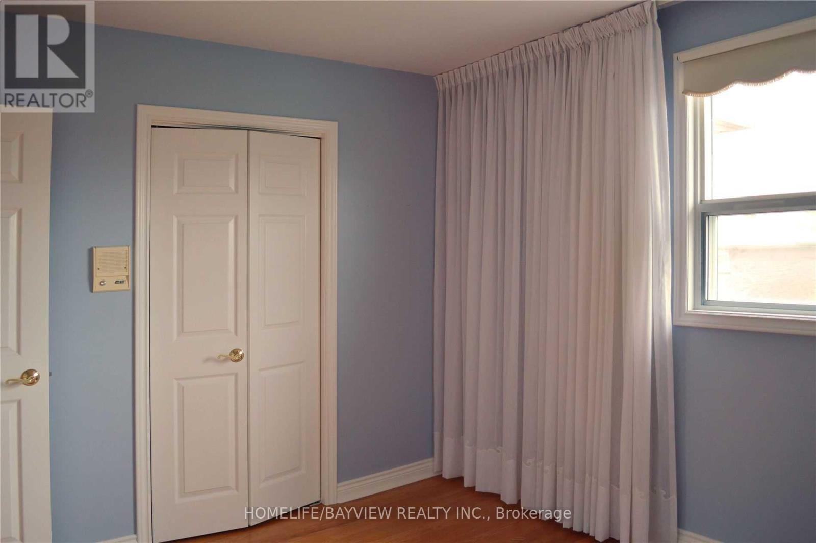 23 Arrowhead Drive, Vaughan, Ontario  L4L 4A4 - Photo 16 - N12938384