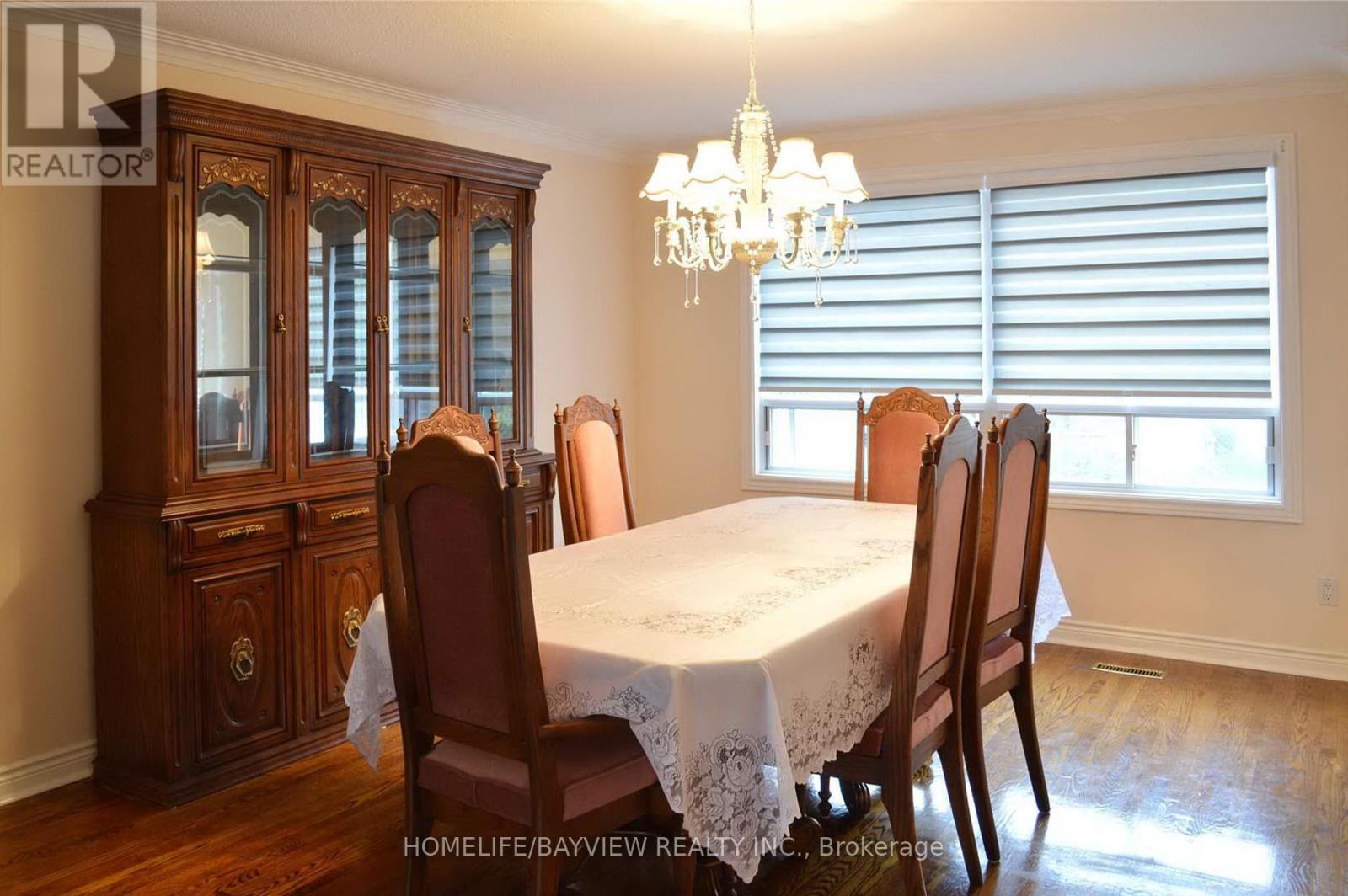 23 Arrowhead Drive, Vaughan, Ontario  L4L 4A4 - Photo 8 - N12938384