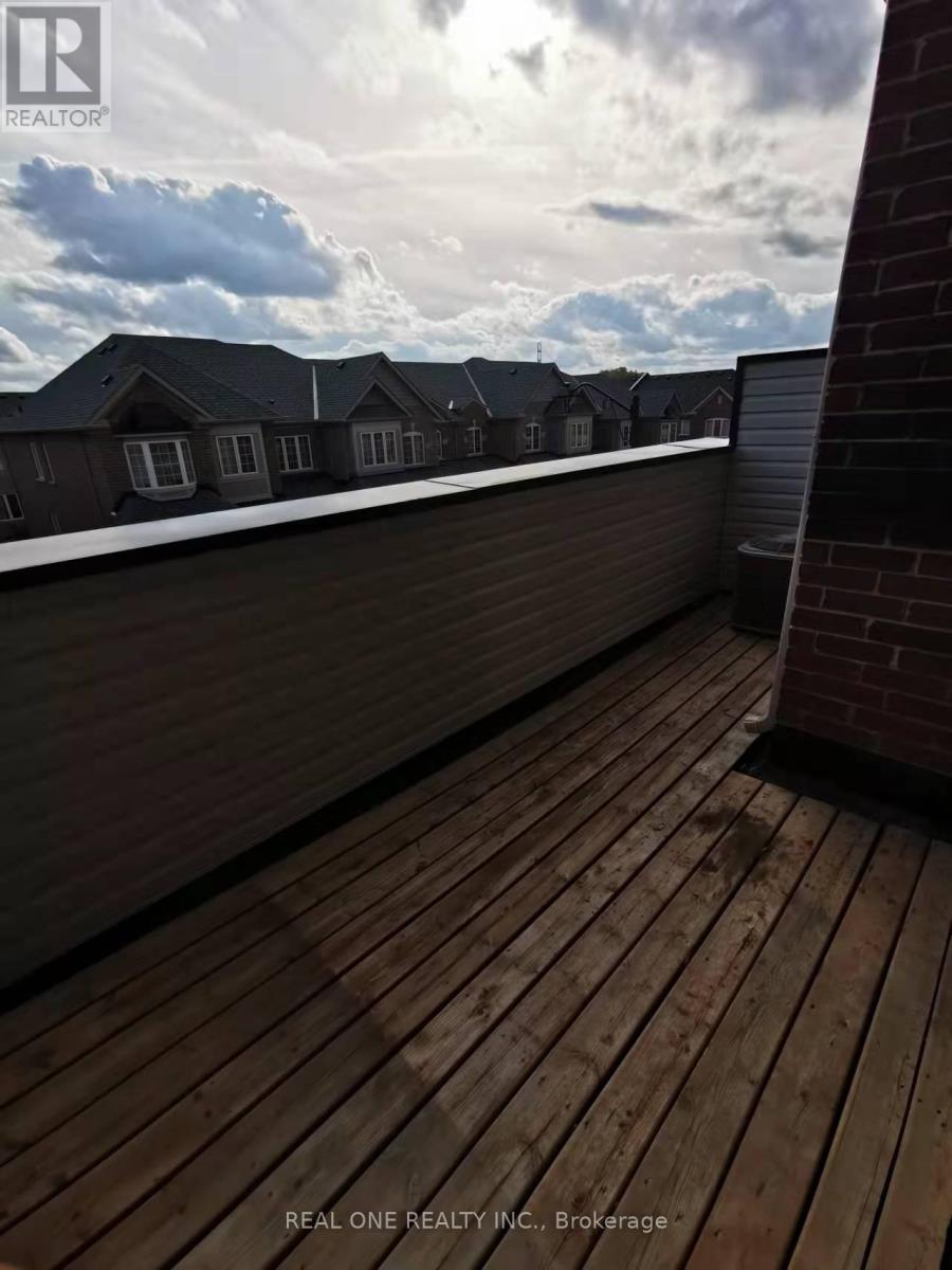 209 Harding Park Street, Newmarket, Ontario  L3Y 0E1 - Photo 14 - N12938400