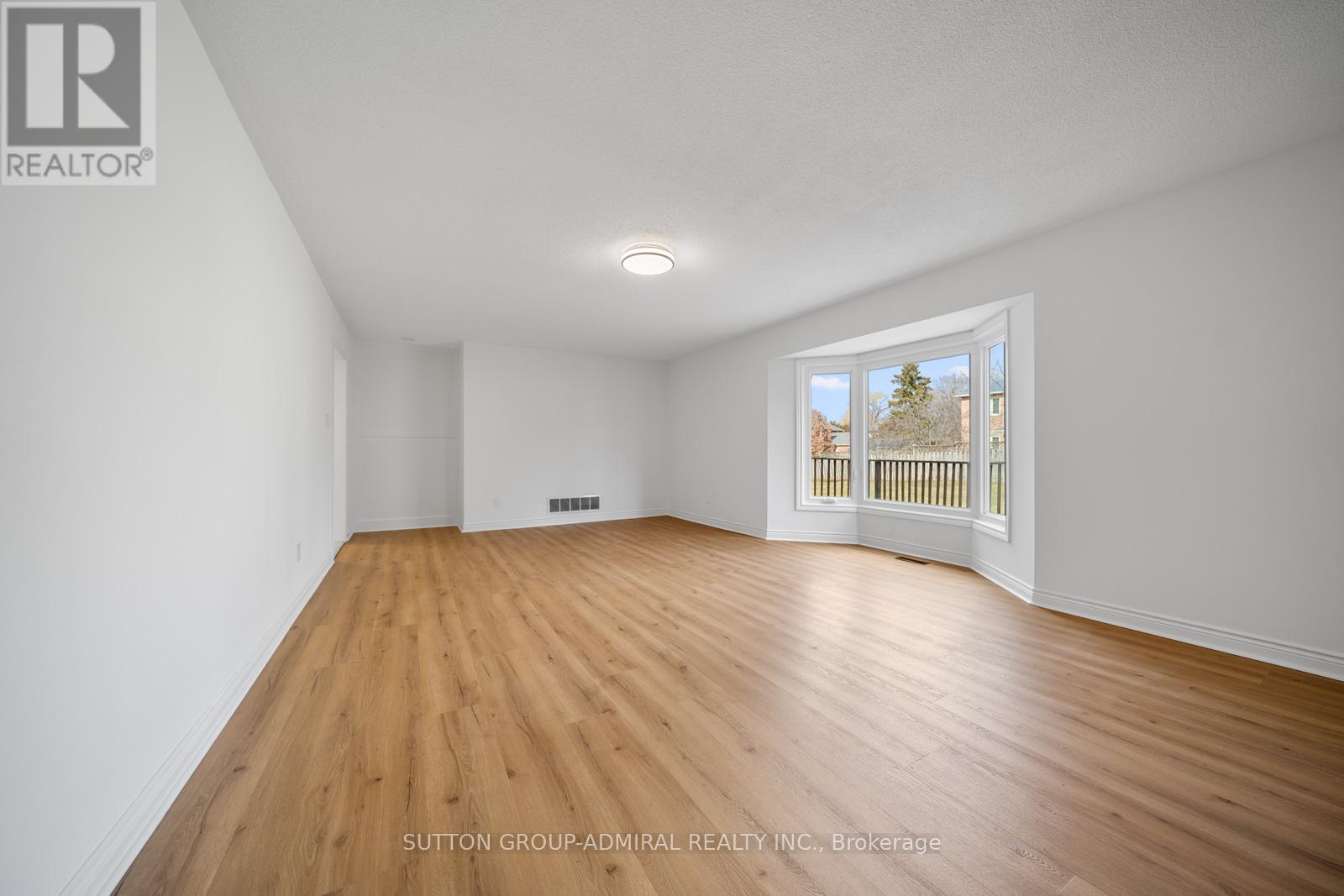 295 Fifth Avenue, Vaughan, Ontario  L4L 7A8 - Photo 18 - N12938404