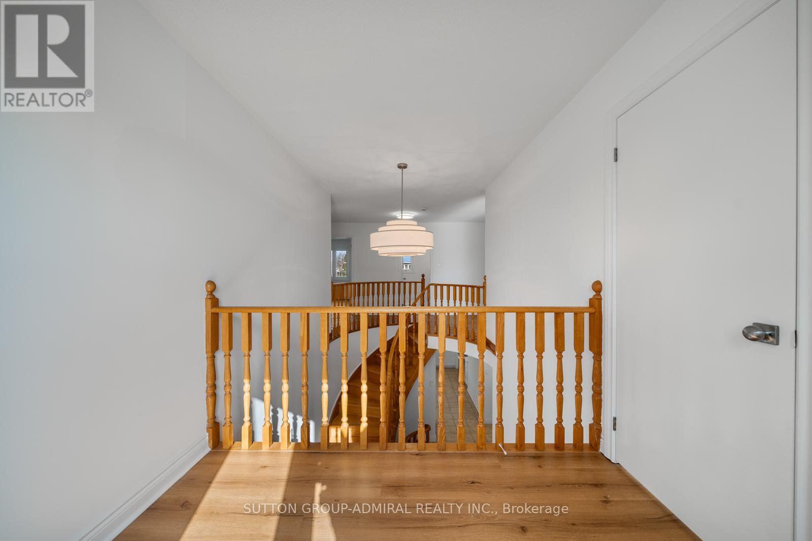 295 Fifth Avenue, Vaughan, Ontario  L4L 7A8 - Photo 37 - N12938404