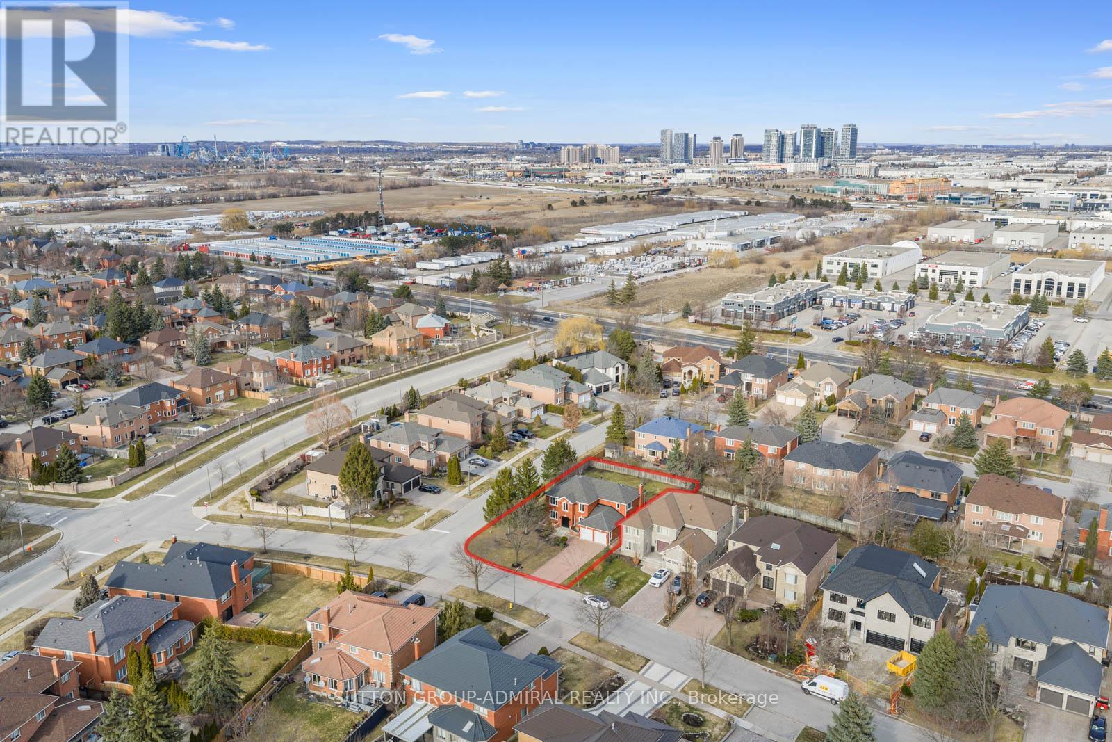 295 Fifth Avenue, Vaughan, Ontario  L4L 7A8 - Photo 48 - N12938404