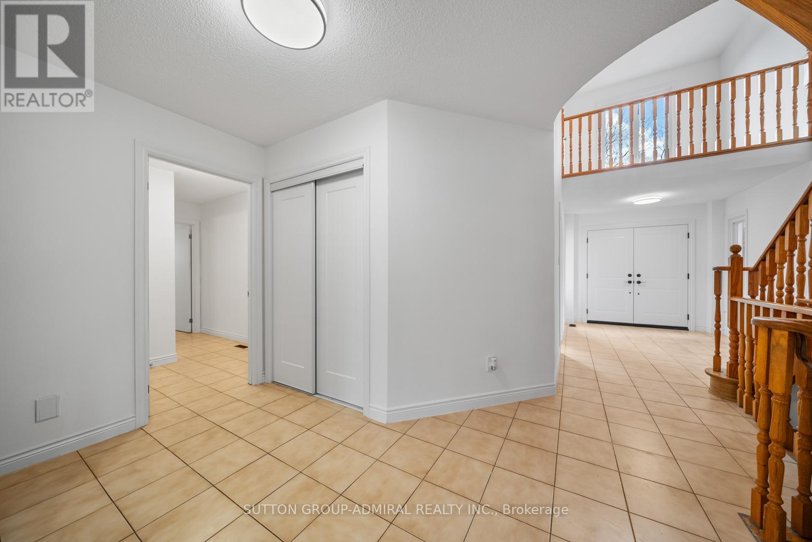 295 Fifth Avenue, Vaughan, Ontario  L4L 7A8 - Photo 6 - N12938404