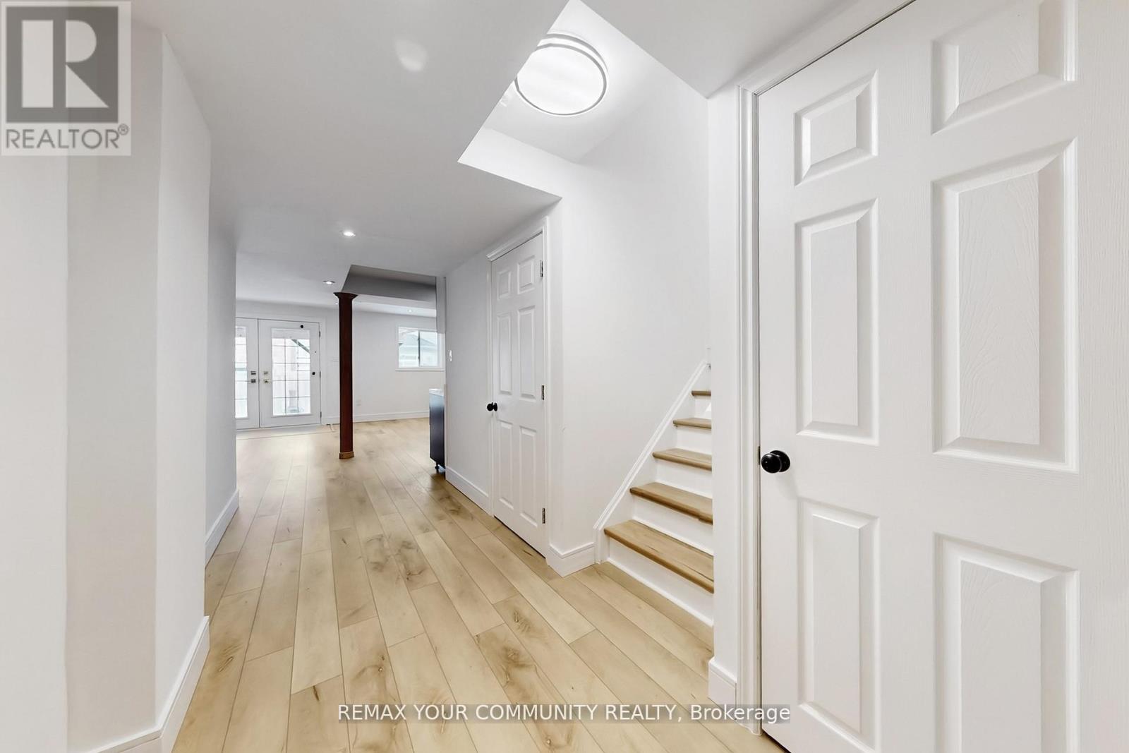 25 Bache Avenue, Georgina, Ontario  L4P 0C7 - Photo 37 - N12938432