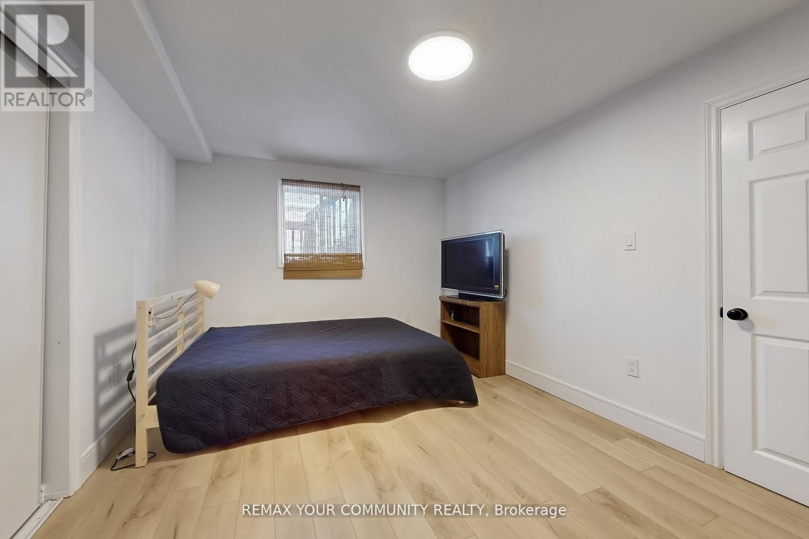 25 Bache Avenue, Georgina, Ontario  L4P 0C7 - Photo 44 - N12938432