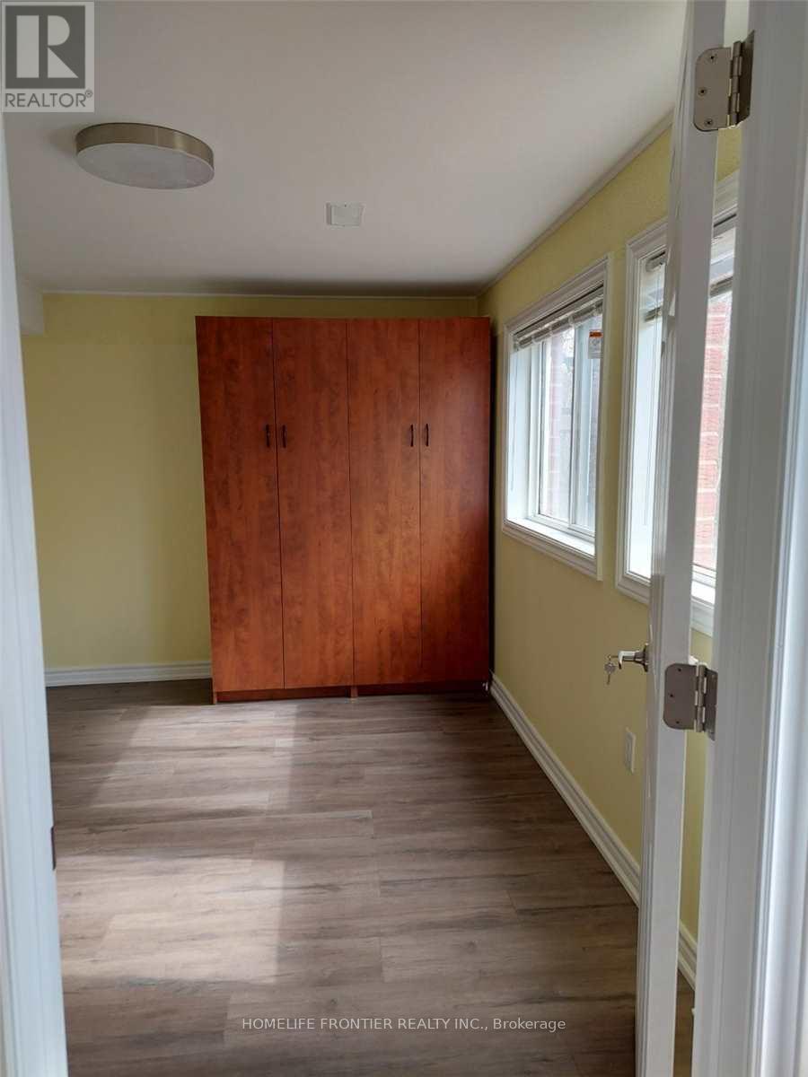 1906 Webster Boulevard W, Innisfil, Ontario  L9S 2A6 - Photo 20 - N12938434