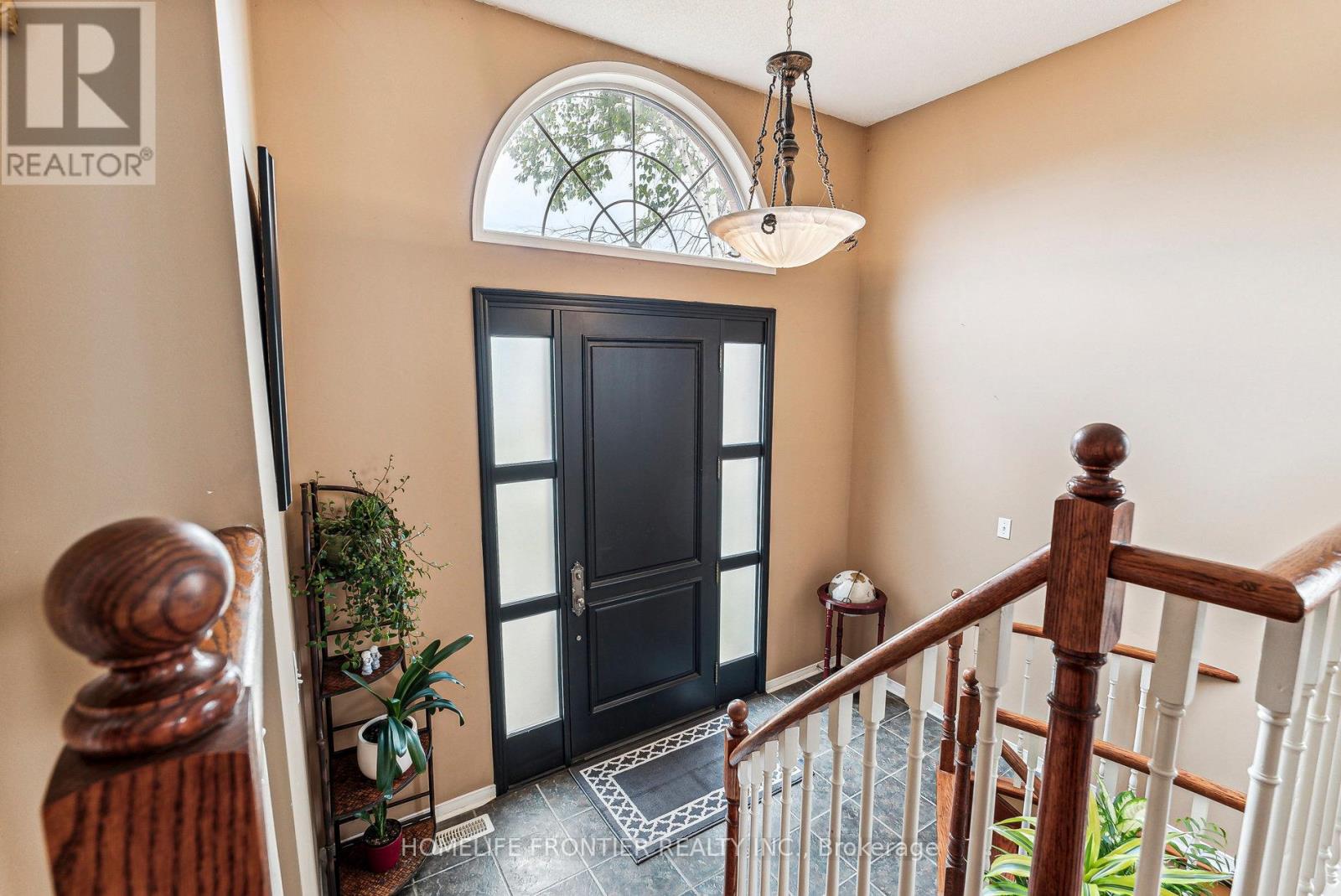 1906 Webster Boulevard W, Innisfil, Ontario  L9S 2A6 - Photo 8 - N12938434