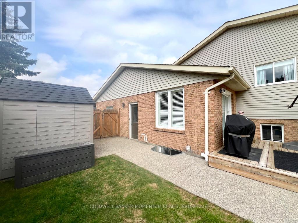 3933 Vineyard Crescent, Lincoln, Ontario  L0R 2C0 - Photo 41 - X12938378