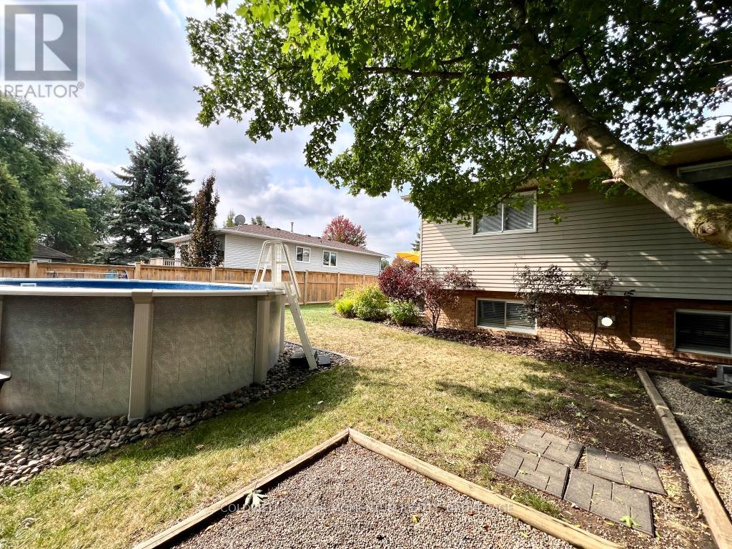 3933 Vineyard Crescent, Lincoln, Ontario  L0R 2C0 - Photo 45 - X12938378