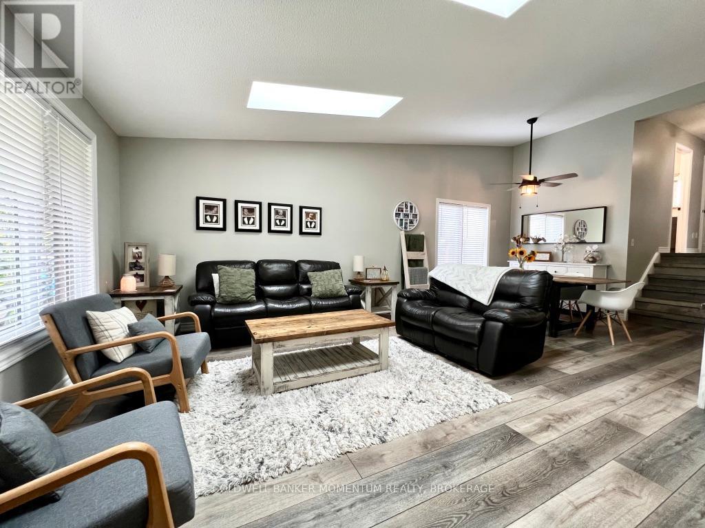 3933 Vineyard Crescent, Lincoln, Ontario  L0R 2C0 - Photo 6 - X12938378