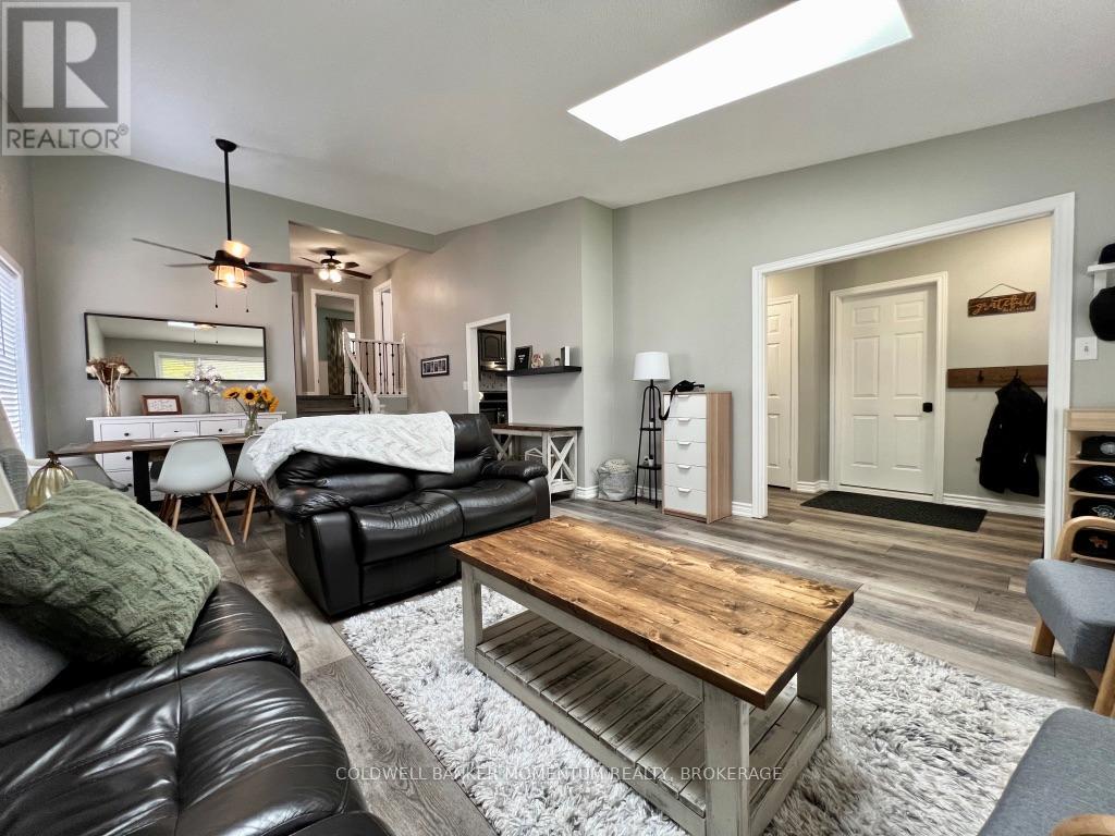 3933 Vineyard Crescent, Lincoln, Ontario  L0R 2C0 - Photo 8 - X12938378