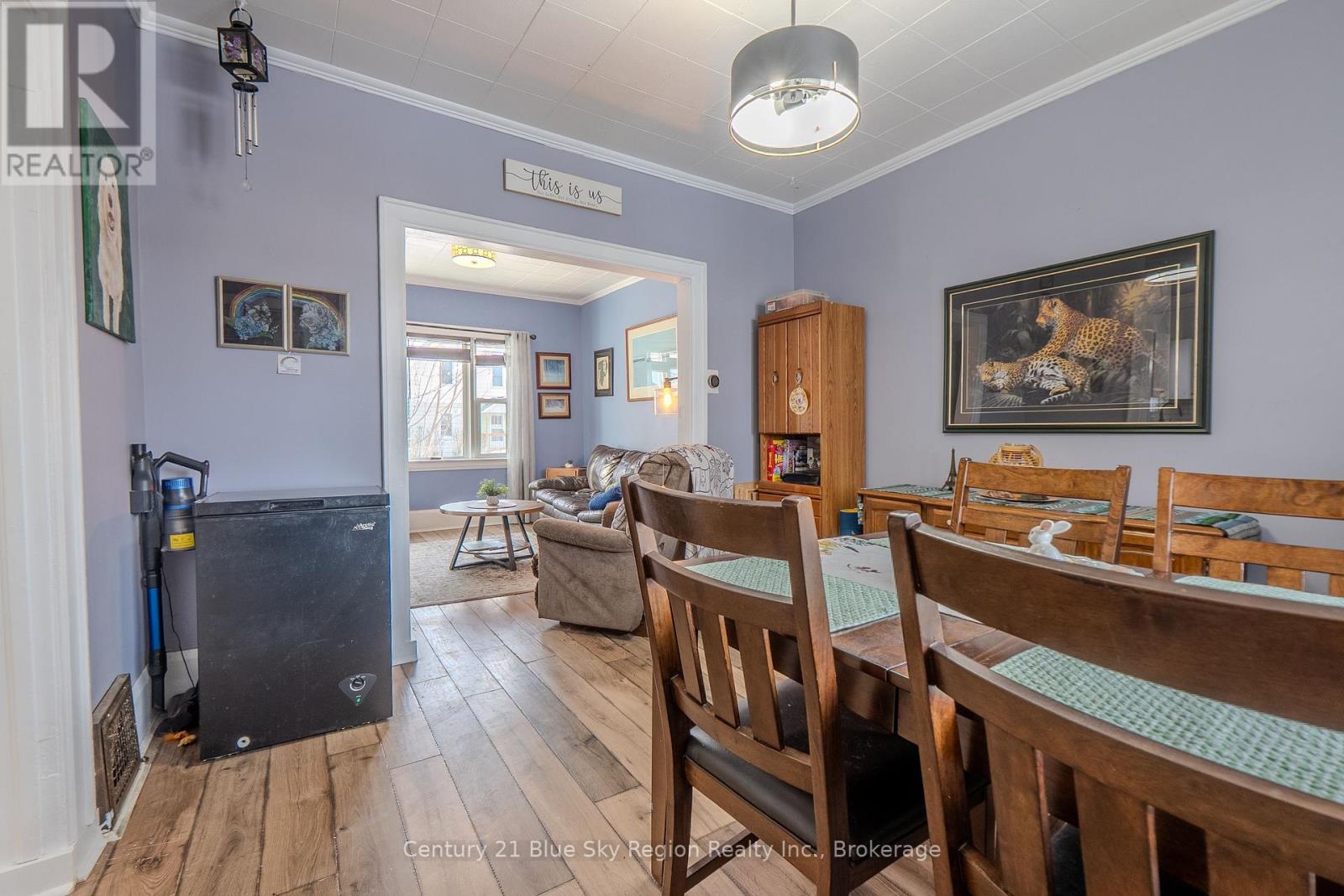 127 Fifth Avenue E, North Bay, Ontario  P1B 1N5 - Photo 12 - X12938348