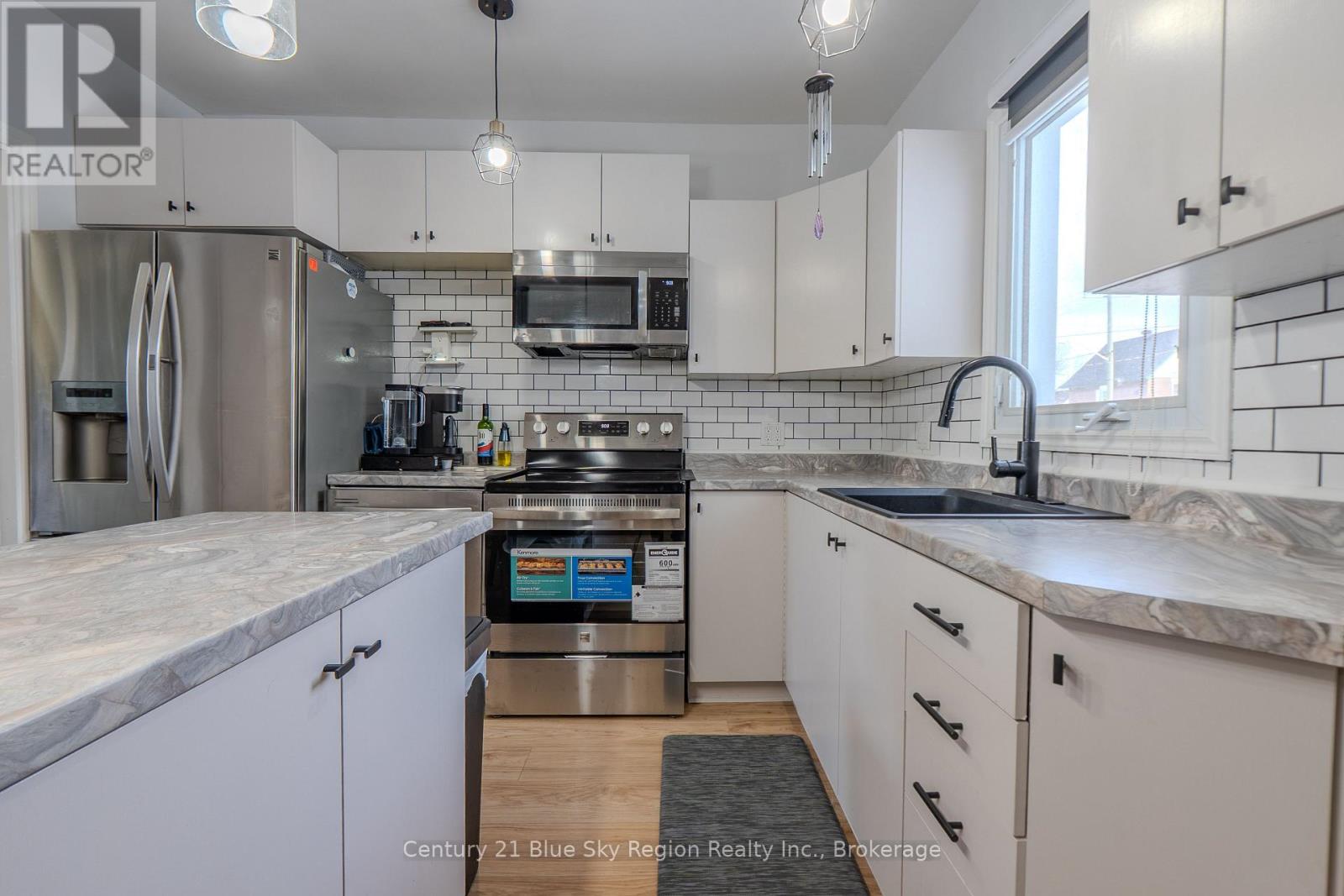 127 Fifth Avenue E, North Bay, Ontario  P1B 1N5 - Photo 15 - X12938348