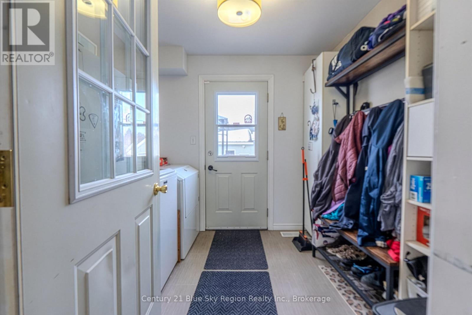 127 Fifth Avenue E, North Bay, Ontario  P1B 1N5 - Photo 17 - X12938348