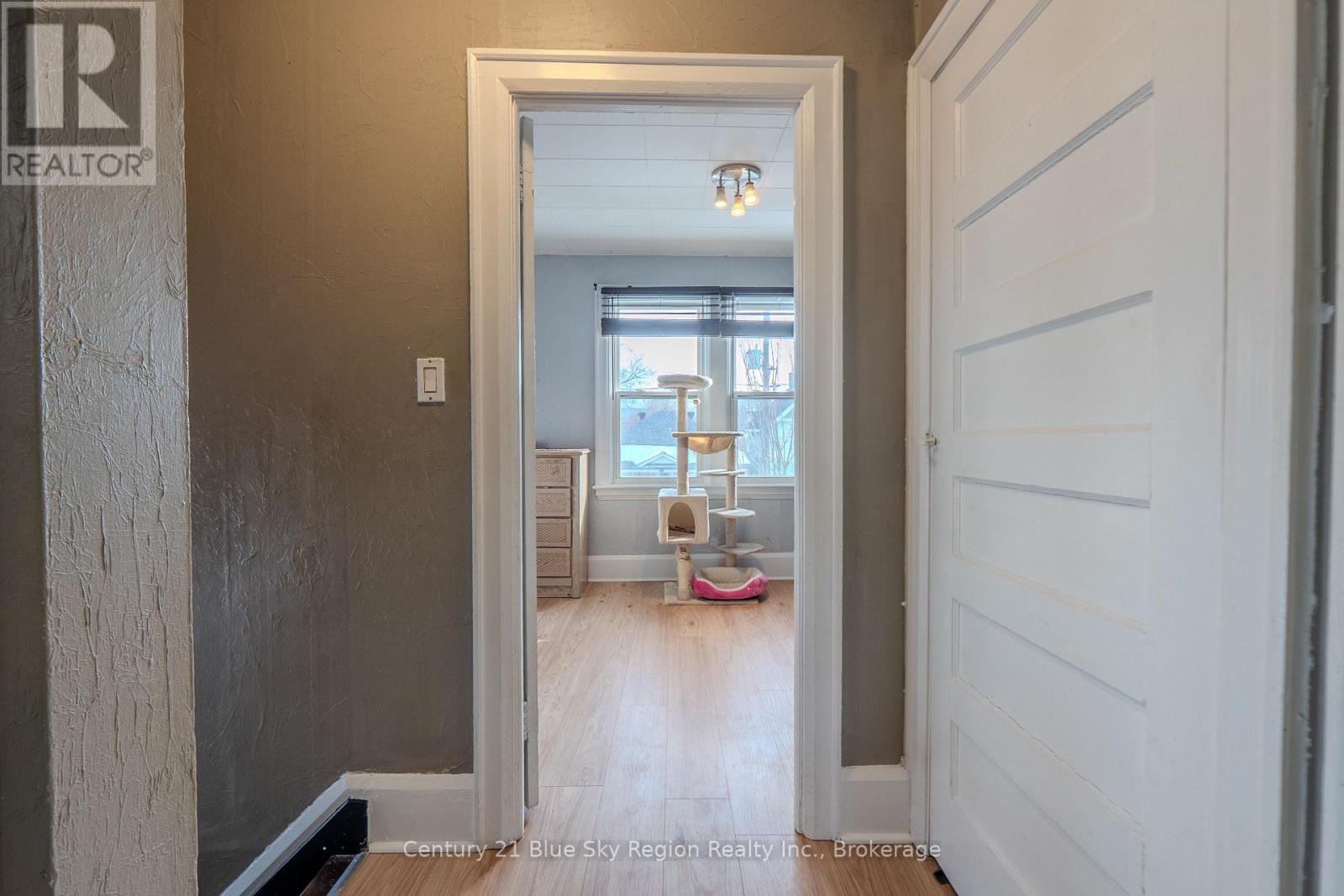 127 Fifth Avenue E, North Bay, Ontario  P1B 1N5 - Photo 25 - X12938348