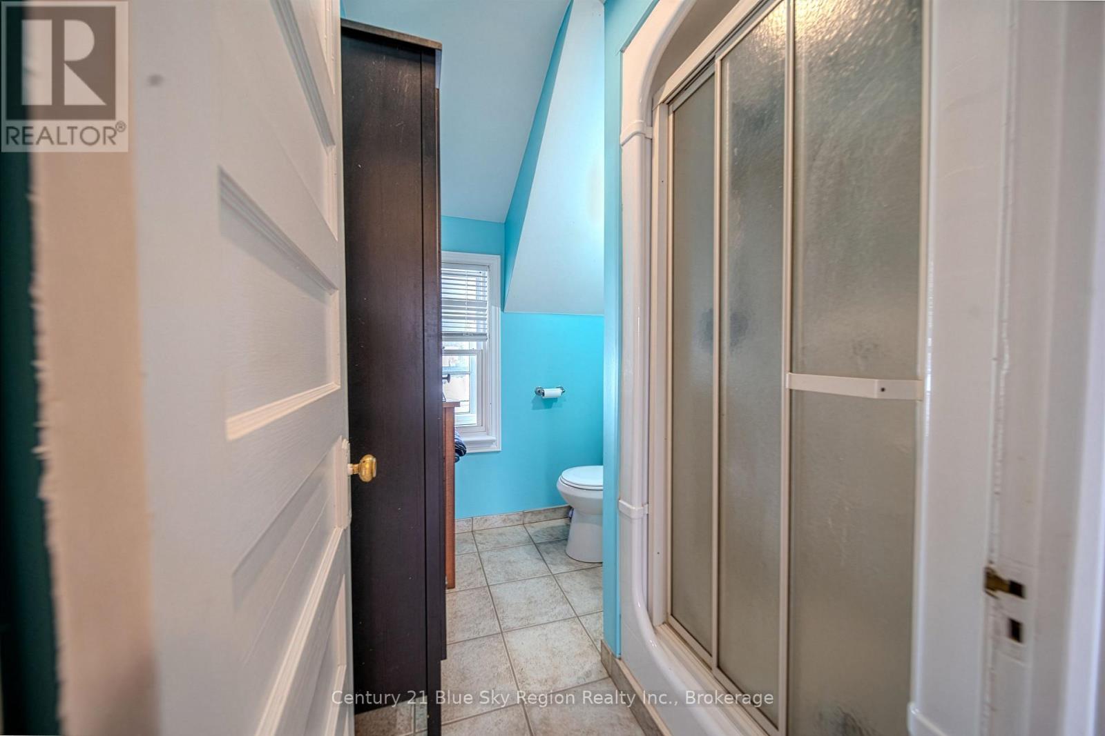 127 Fifth Avenue E, North Bay, Ontario  P1B 1N5 - Photo 28 - X12938348