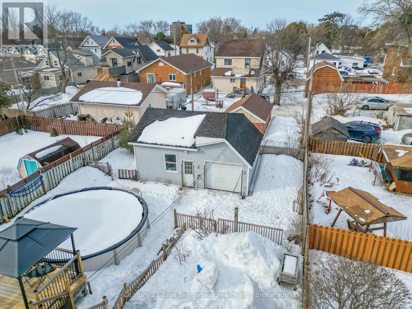 127 Fifth Avenue E, North Bay, Ontario  P1B 1N5 - Photo 33 - X12938348