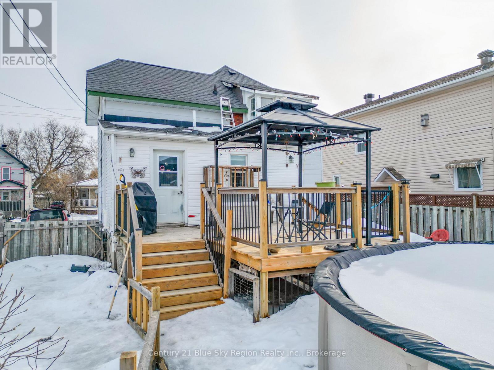 127 Fifth Avenue E, North Bay, Ontario  P1B 1N5 - Photo 36 - X12938348