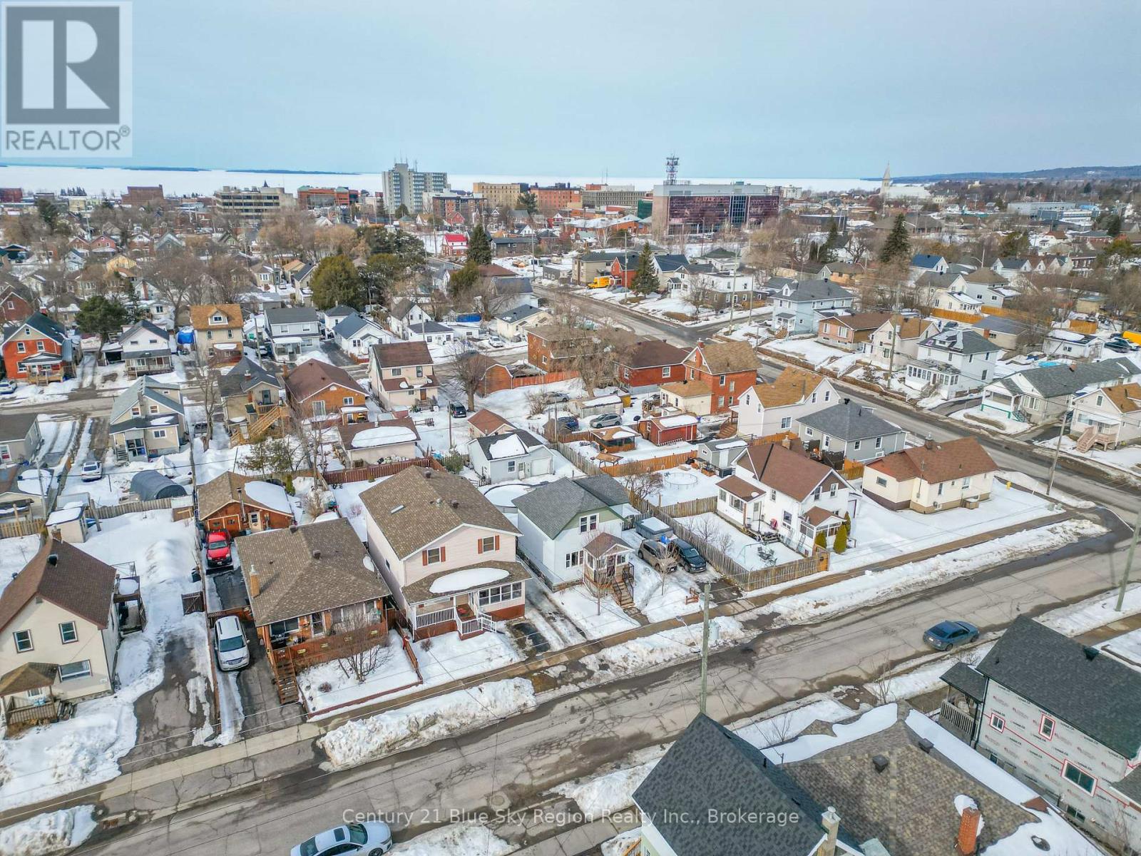 127 Fifth Avenue E, North Bay, Ontario  P1B 1N5 - Photo 41 - X12938348