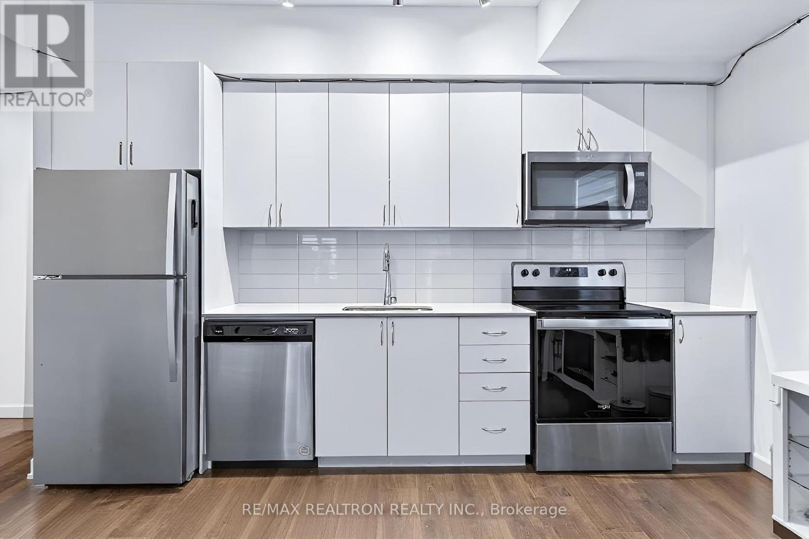 510 - 56 Lakeside Terrace, Barrie, Ontario  L4M 7B9 - Photo 11 - S12938376