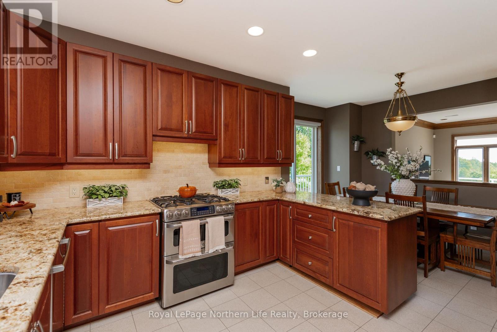 67 Janey Avenue, North Bay, Ontario  P1C 1M9 - Photo 12 - X12938360