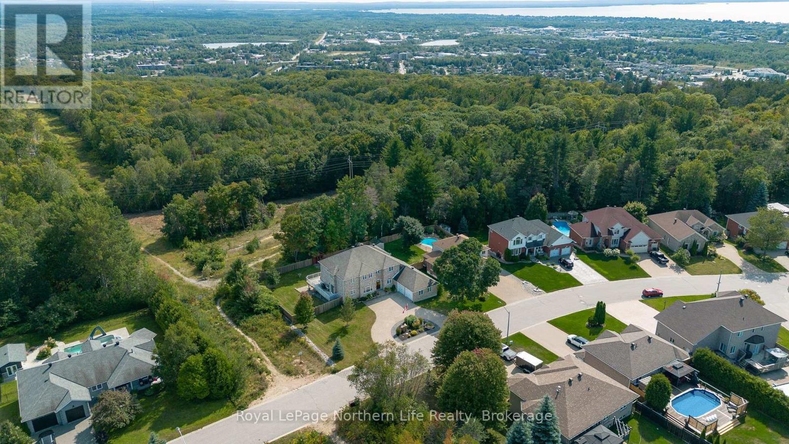 67 Janey Avenue, North Bay, Ontario  P1C 1M9 - Photo 2 - X12938360