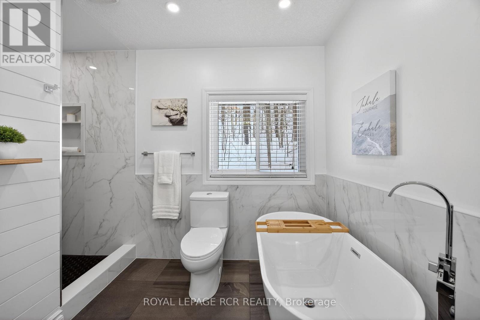 135 Huronwoods Drive, Oro-Medonte, Ontario  L0K 1E0 - Photo 22 - S12938414