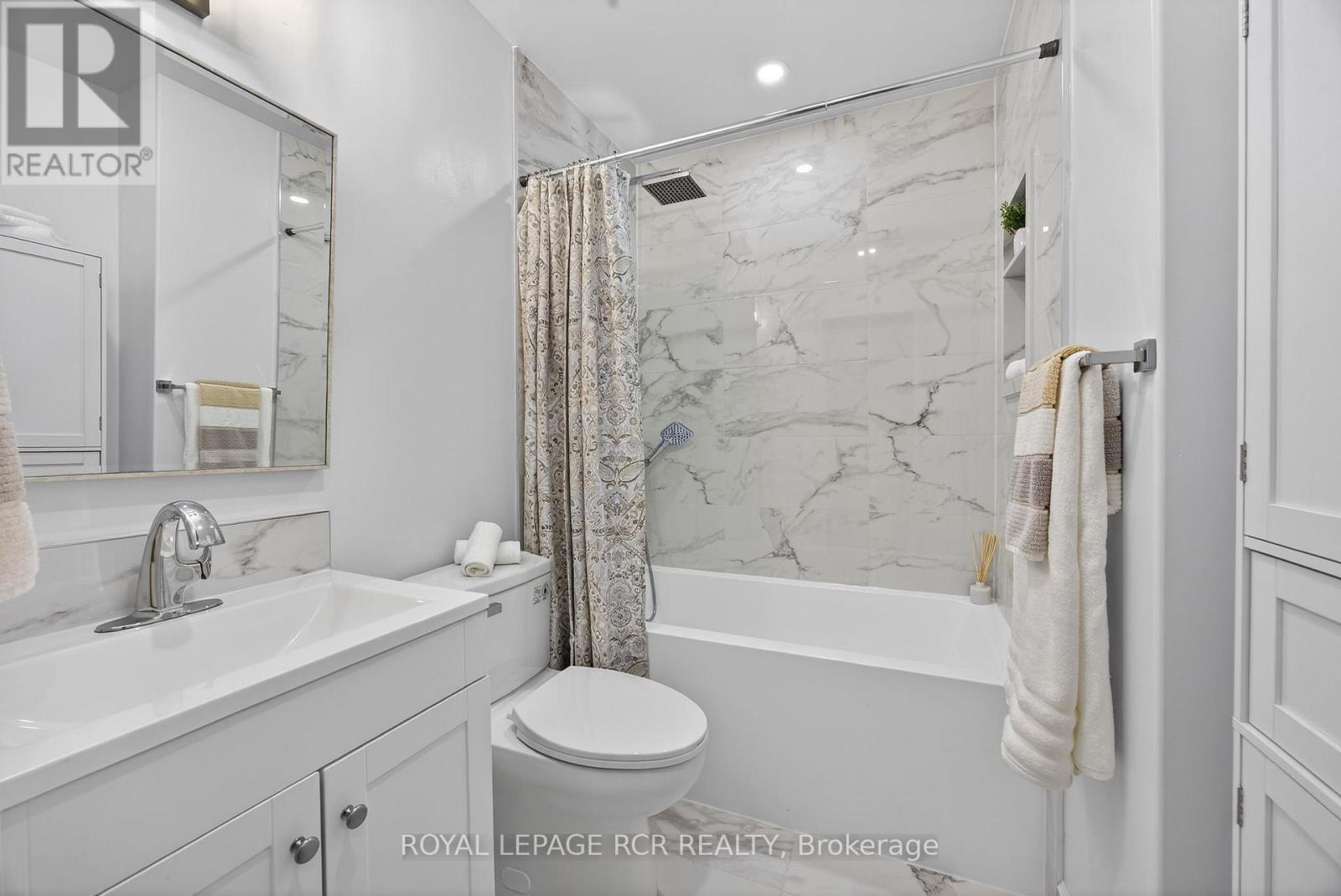 135 Huronwoods Drive, Oro-Medonte, Ontario  L0K 1E0 - Photo 25 - S12938414