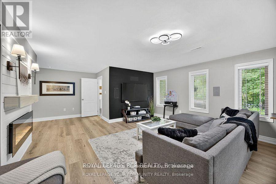 135 Huronwoods Drive, Oro-Medonte, Ontario  L0K 1E0 - Photo 30 - S12938414