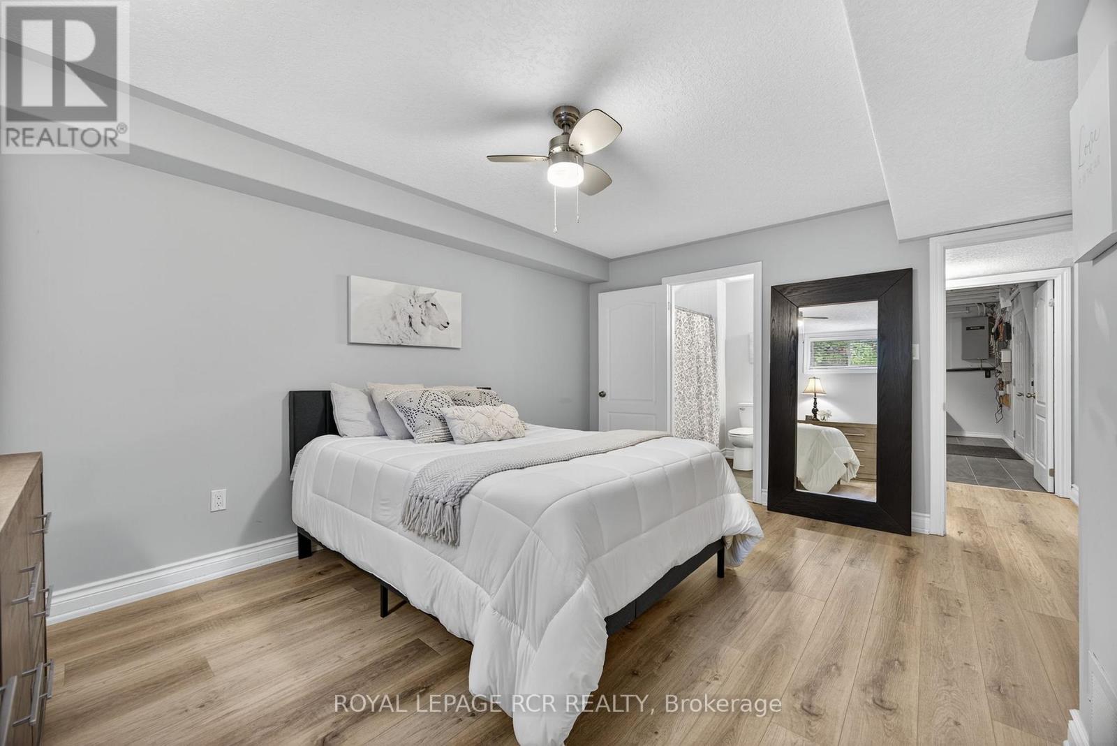 135 Huronwoods Drive, Oro-Medonte, Ontario  L0K 1E0 - Photo 33 - S12938414