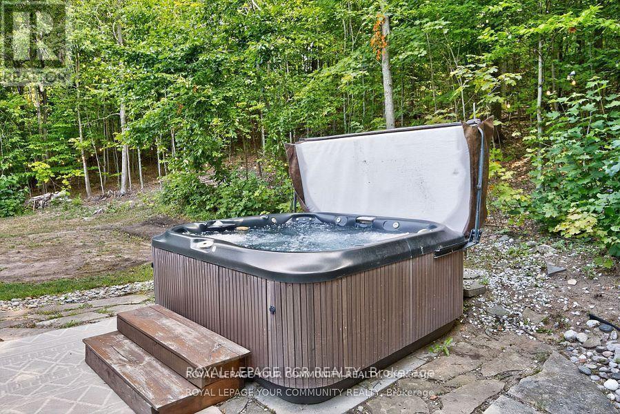 135 Huronwoods Drive, Oro-Medonte, Ontario  L0K 1E0 - Photo 42 - S12938414