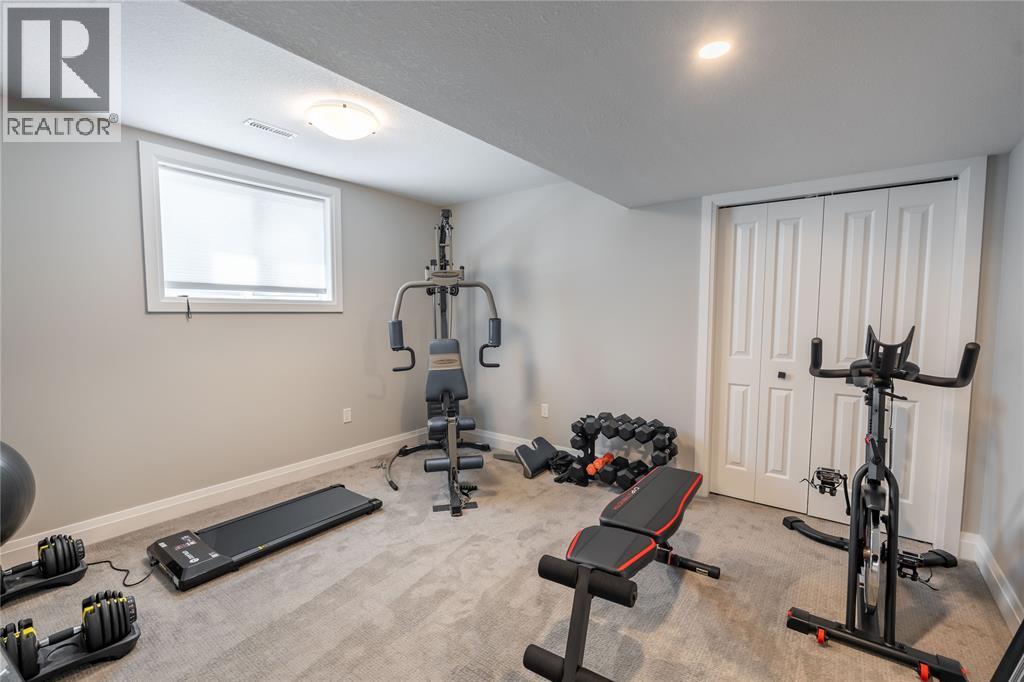 73 Kamal Drive, Sarnia, Ontario  N7S 0A5 - Photo 37 - 26006578