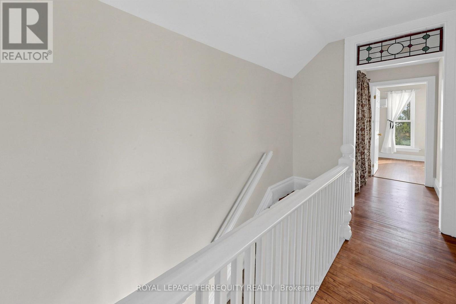 283 Pacific Avenue, Toronto, Ontario  M6P 2P8 - Photo 21 - W12938372
