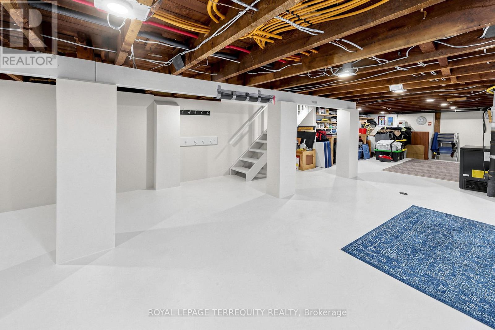 283 Pacific Avenue, Toronto, Ontario  M6P 2P8 - Photo 33 - W12938372