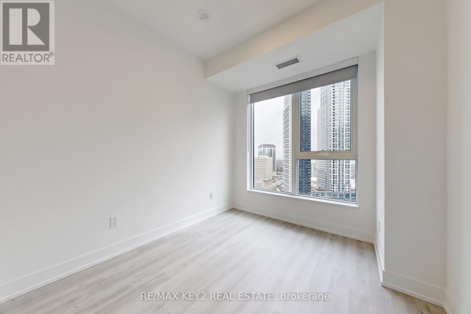 1705 - 60 Central Park Roadway, Toronto, Ontario  M9A 0E6 - Photo 14 - W12938416