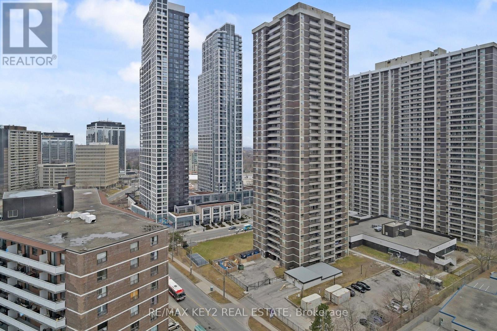 1705 - 60 Central Park Roadway, Toronto, Ontario  M9A 0E6 - Photo 24 - W12938416