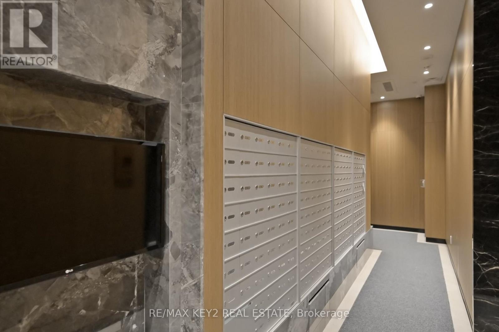 1705 - 60 Central Park Roadway, Toronto, Ontario  M9A 0E6 - Photo 32 - W12938416