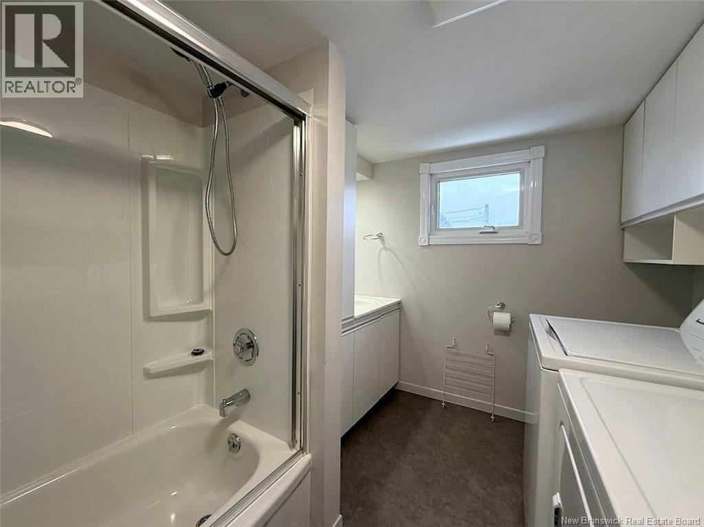 49 St-Jean Street, Edmundston, New Brunswick  E3V 1C7 - Photo 13 - NB136132
