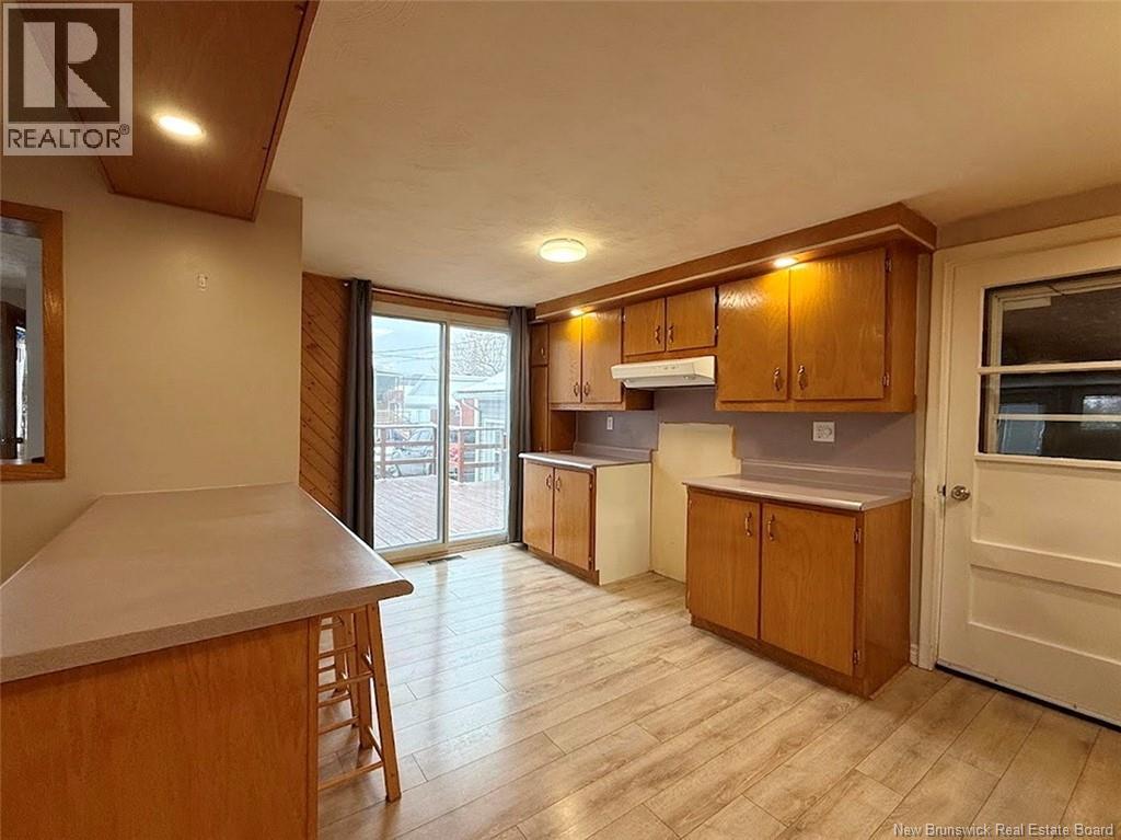 49 St-Jean Street, Edmundston, New Brunswick  E3V 1C7 - Photo 2 - NB136132