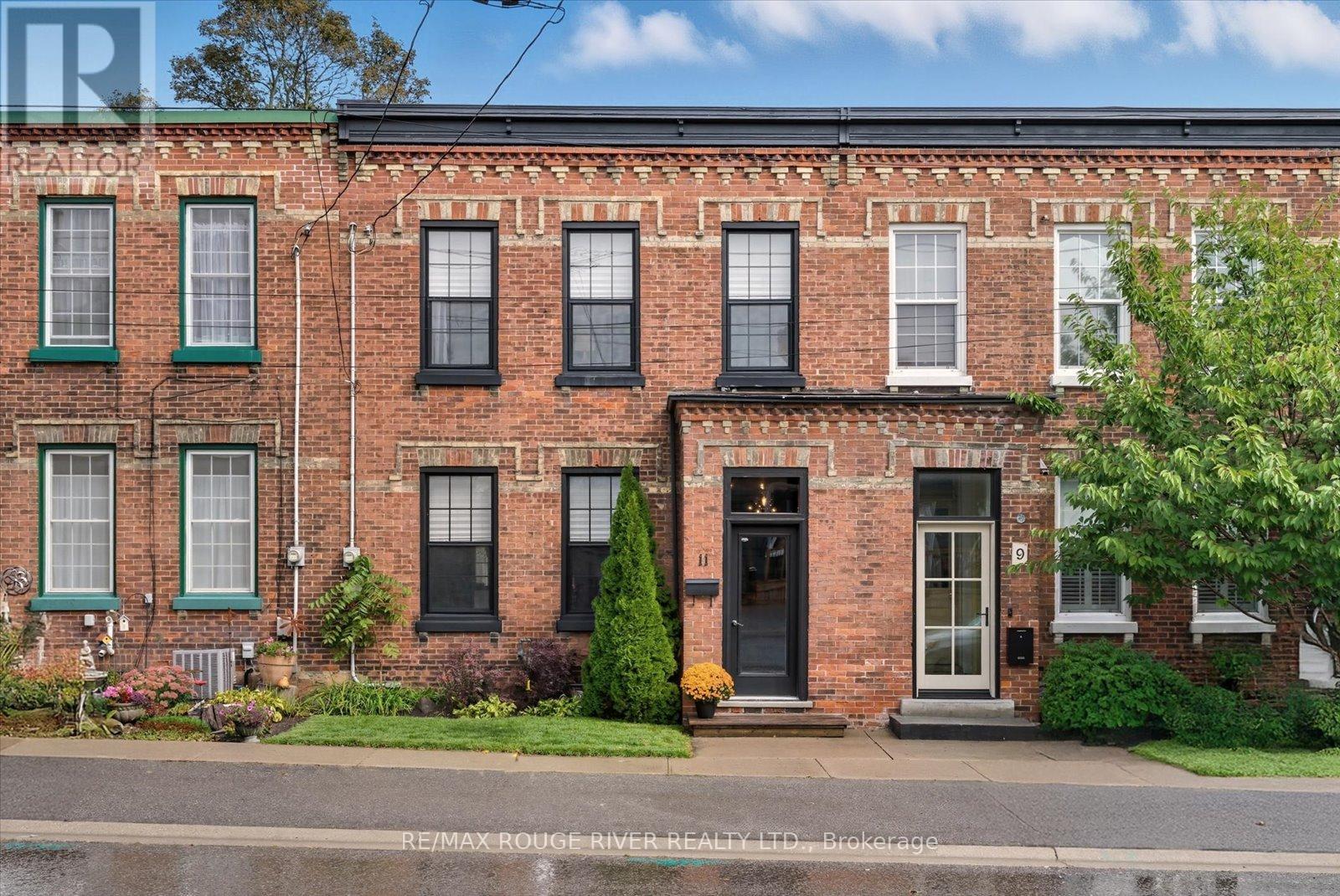 11 Bramley Street N, Port Hope, Ontario  L1A 3K7 - Photo 2 - X12938326