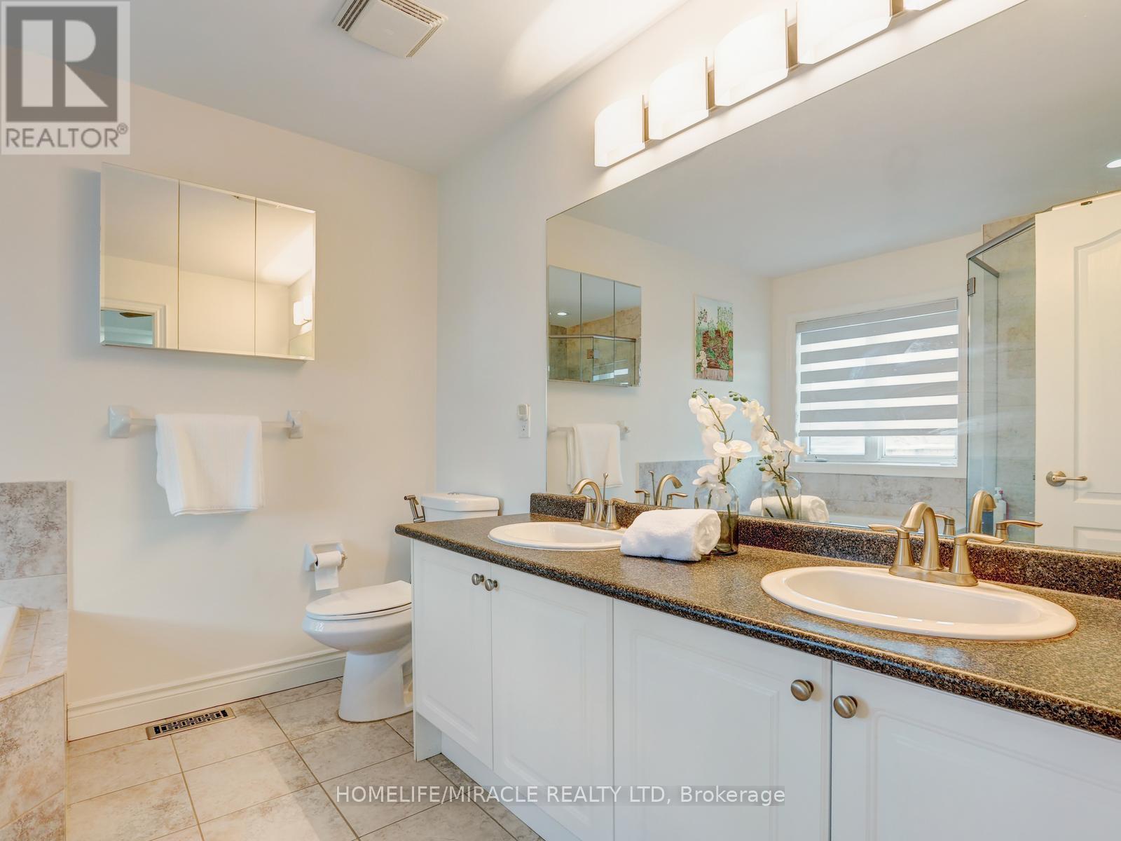 584 Pinery Trail, Waterloo, Ontario  N2V 2Y3 - Photo 34 - X12938370