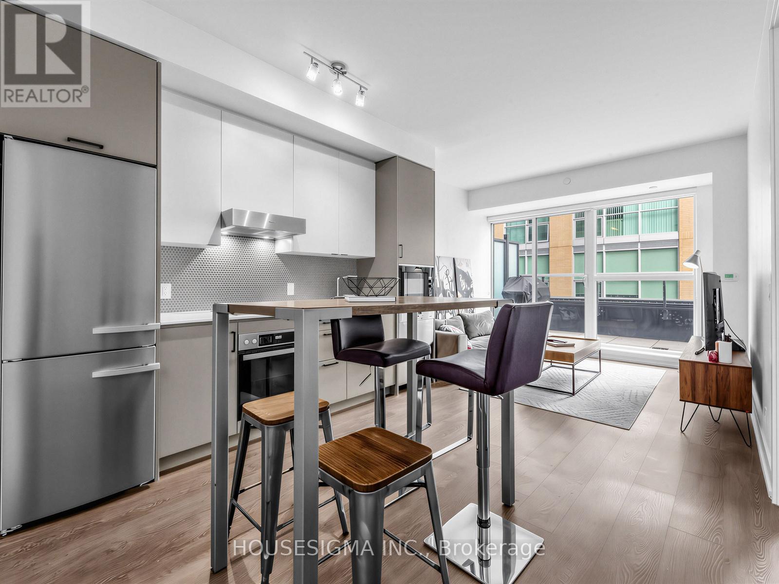 310 - 11 Lillian Street, Toronto, Ontario  M4S 2H7 - Photo 7 - C12938308