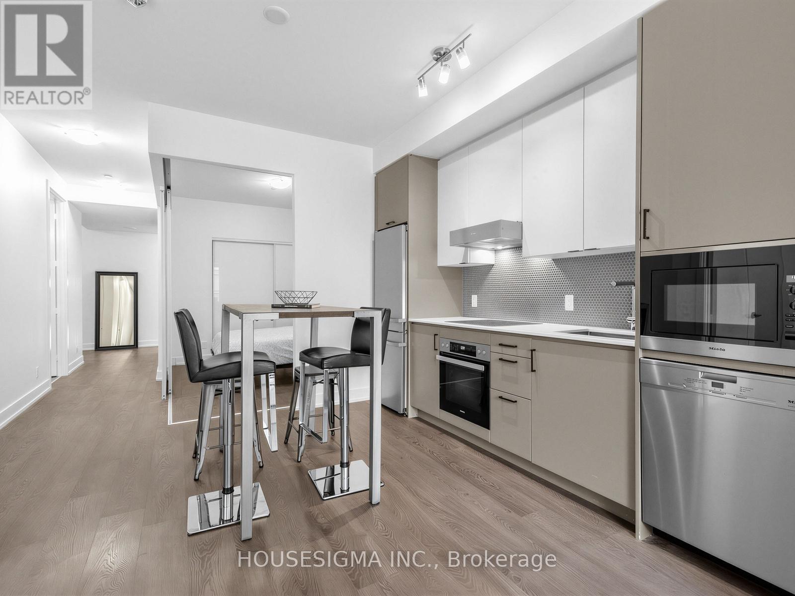 310 - 11 Lillian Street, Toronto, Ontario  M4S 2H7 - Photo 8 - C12938308