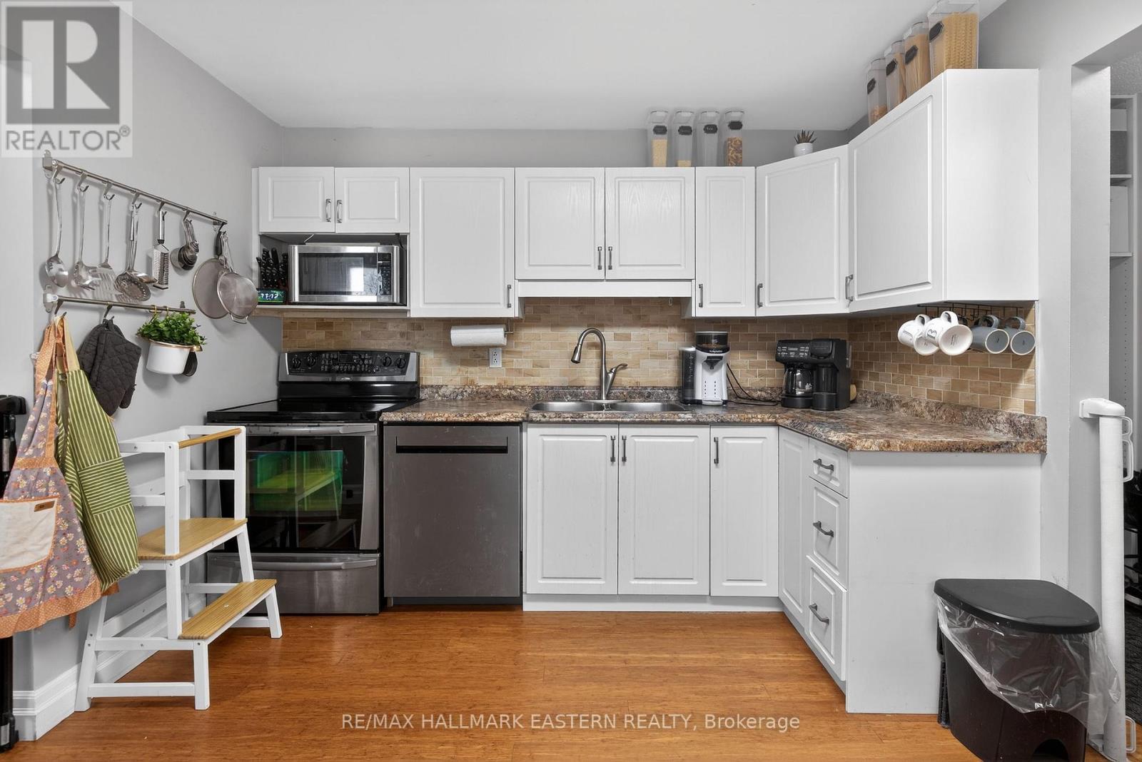 488 Crystal Drive, Peterborough, Ontario  K9J 8G8 - Photo 1 - X12909330