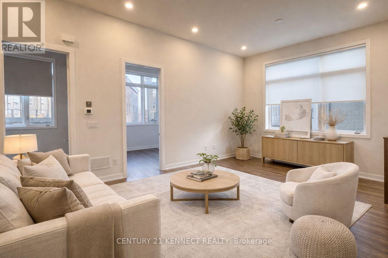 (Coach House) - 35 Golden Fern Street, Markham, Ontario  L6B 0V5 - Photo 4 - N12732416