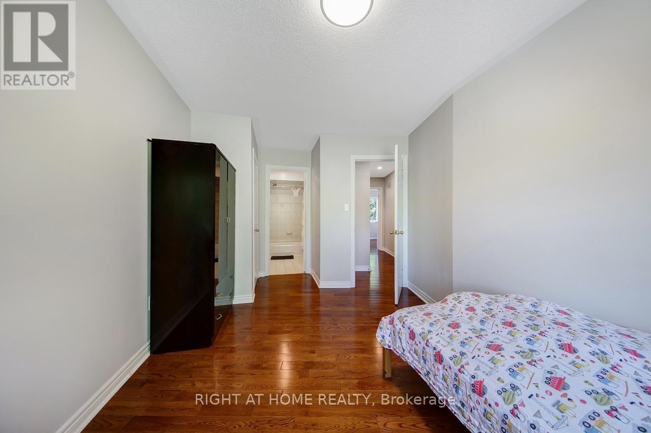 23 Michael Way, Markham, Ontario  L3R 5G4 - Photo 22 - N12881070